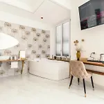 Bed & Breakfast Beb Domus Arbenzio San Giovanni Rome