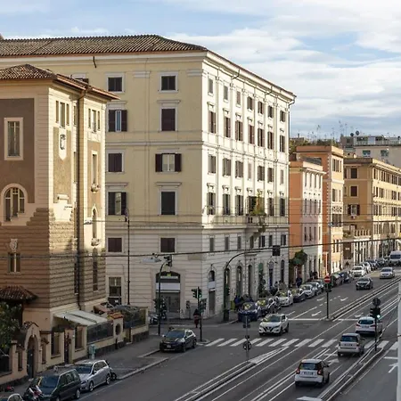 Beb Domus Arbenzio San Giovanni 4*