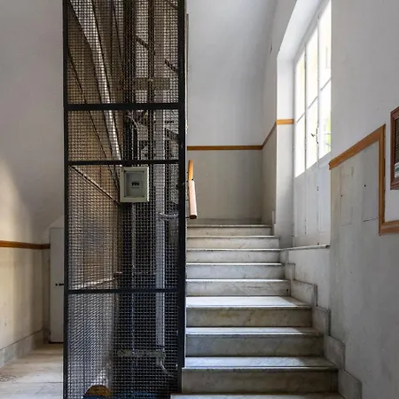 Beb Domus Arbenzio San Giovanni B&B 로마