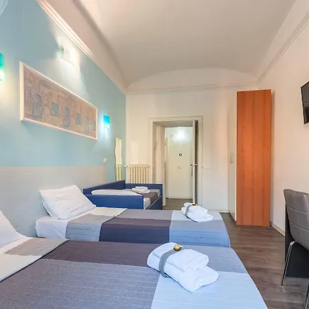 Beb Domus Arbenzio San Giovanni 4* 로마