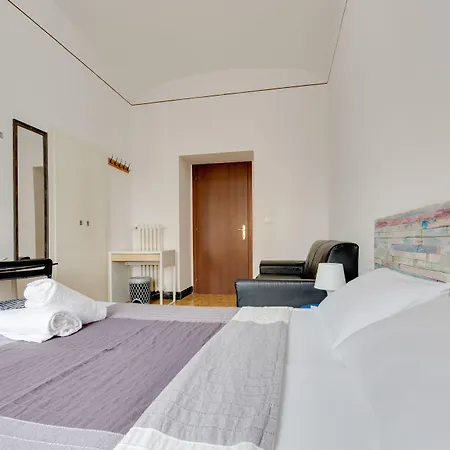 B&B Beb Domus Arbenzio San Giovanni 4*