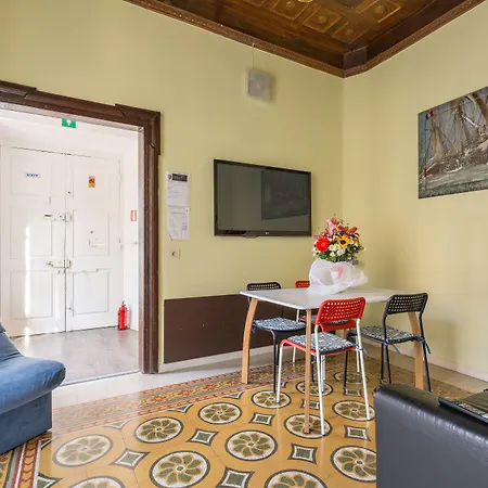 Beb Domus Arbenzio San Giovanni 로마
