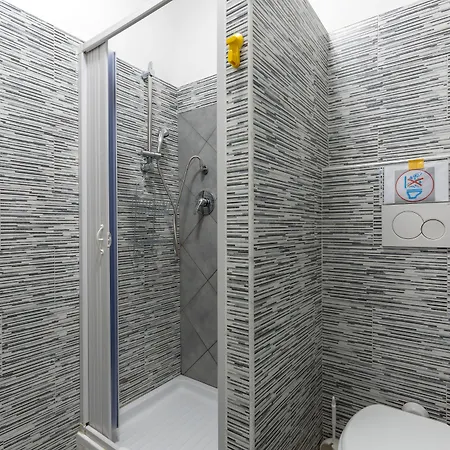 Beb Domus Arbenzio San Giovanni B&B 4*