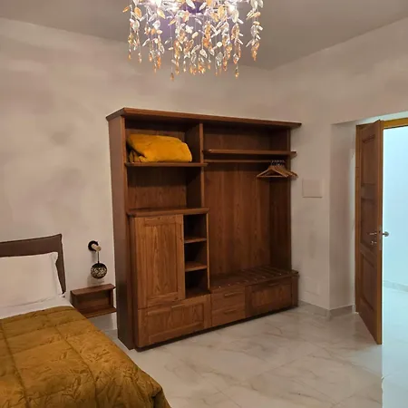 Nocleg ze śniadaniem Beb Domus Arbenzio San Giovanni